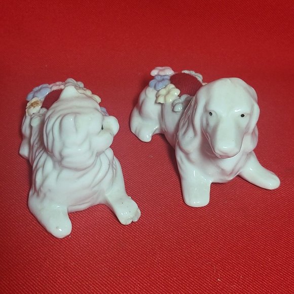 Vintage Pin Cushion Sitting Cat and Dog Set of 2 - Picture 11 of 13